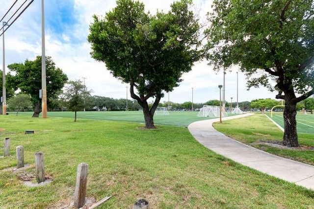 700 NE 14th Avenue 206, Fort Lauderdale, FL 33304