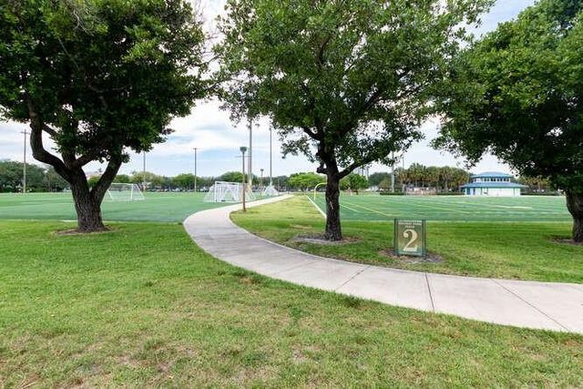 700 NE 14th Avenue 206, Fort Lauderdale, FL 33304