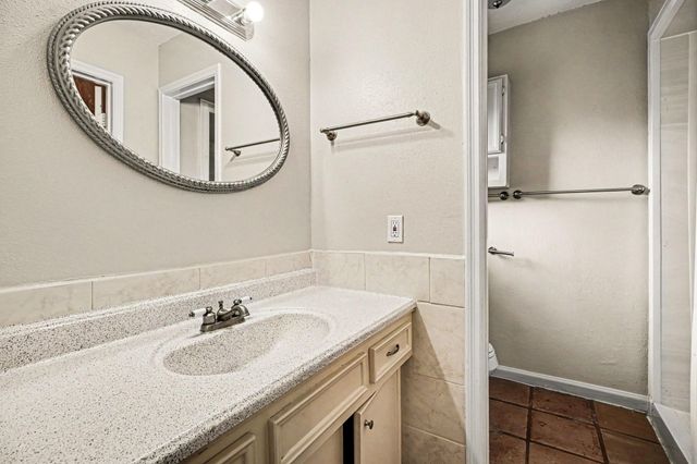 10323 SE Sagerock Drive, Houston, TX 77089