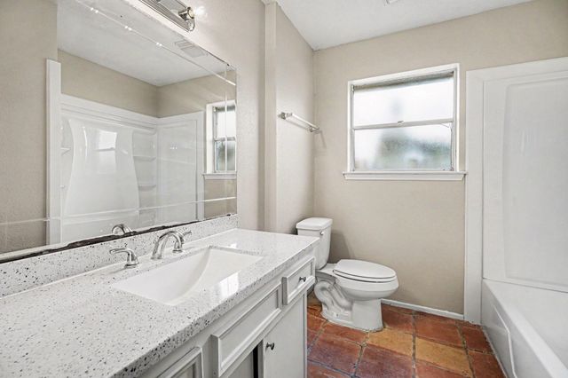 10323 SE Sagerock Drive, Houston, TX 77089