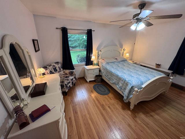 16166 Ireland Road, Mishawaka, IN 46544