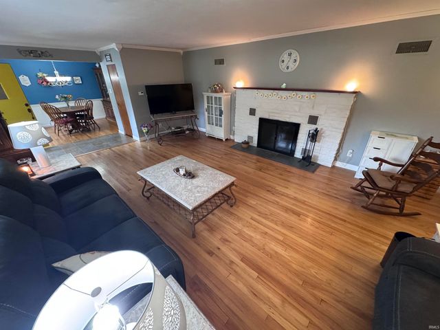 16166 Ireland Road, Mishawaka, IN 46544