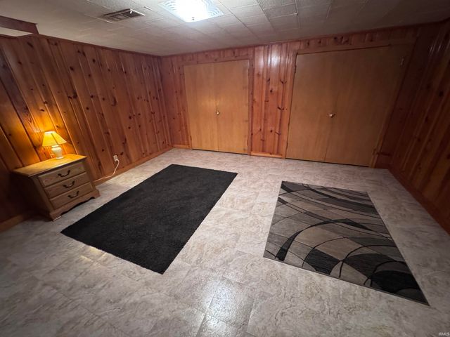 16166 Ireland Road, Mishawaka, IN 46544