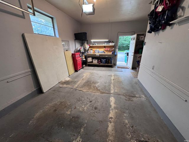 16166 Ireland Road, Mishawaka, IN 46544