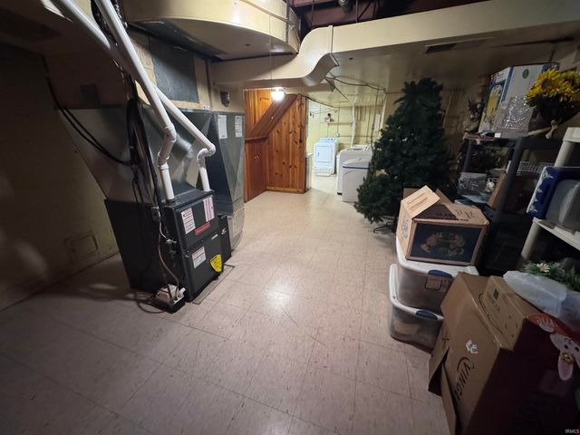 16166 Ireland Road, Mishawaka, IN 46544