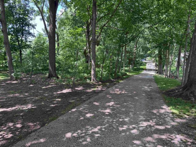 16166 Ireland Road, Mishawaka, IN 46544