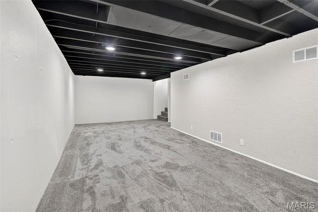 2159 Aristocrat Drive, Florissant, MO 63031