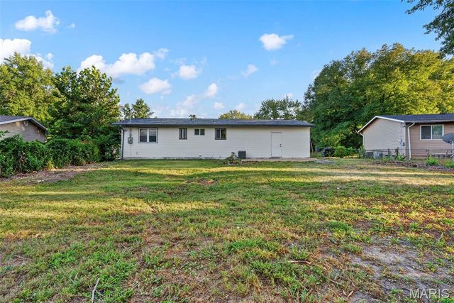 2159 Aristocrat Drive, Florissant, MO 63031