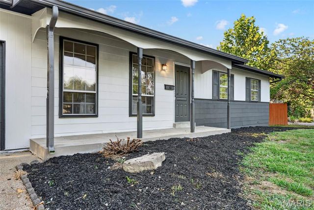 2159 Aristocrat Drive, Florissant, MO 63031