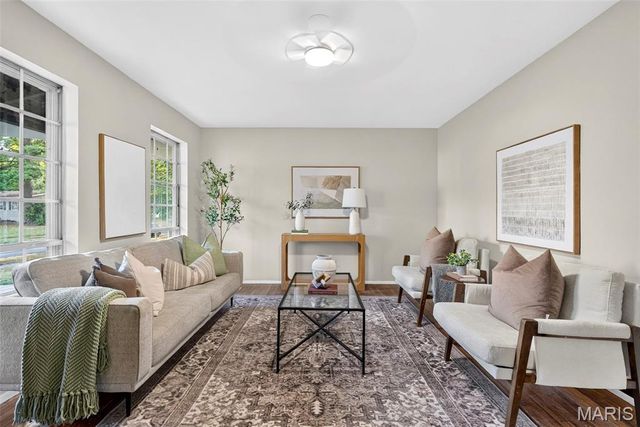 2159 Aristocrat Drive, Florissant, MO 63031