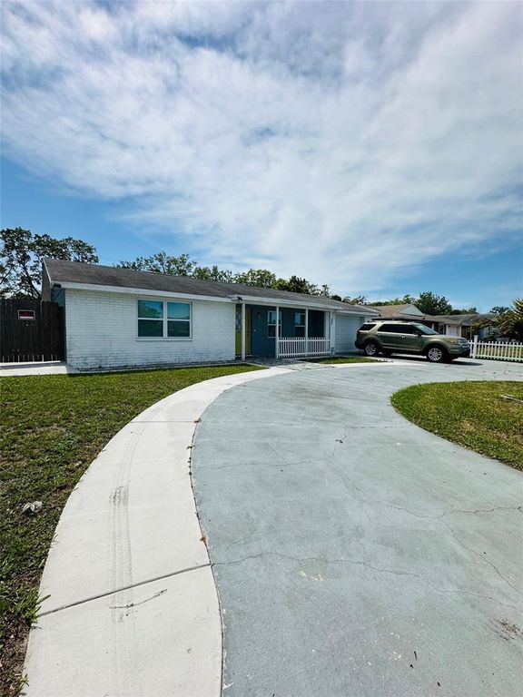 6310 WESTPORT DRIVE, Port Richey, FL 34668