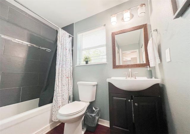 1802 Morgan Ave, Corpus Christi, TX 78404