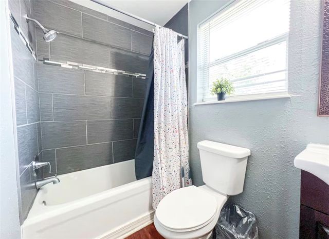 1802 Morgan Ave, Corpus Christi, TX 78404