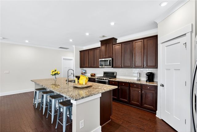 209 Bank Swallow Way, Simpsonville, SC 29680