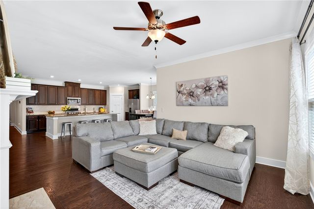 209 Bank Swallow Way, Simpsonville, SC 29680