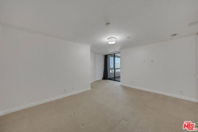 121 S Hope Street 429, Los Angeles, CA 90012