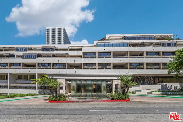 121 S Hope Street 429, Los Angeles, CA 90012