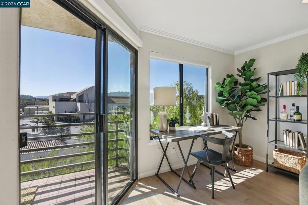 Image 10 of property listing at 1201 Alta Vista Drive 106, Walnut Creek, CA 94596