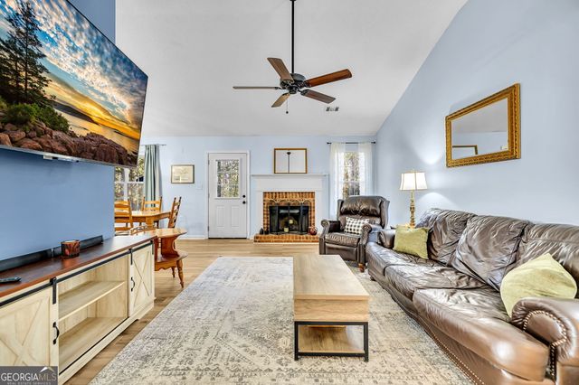 423 Serenity Walk, Mcdonough, GA 30252