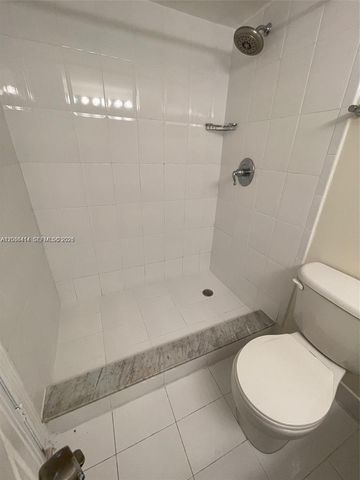 950 NW 11th St 1C, Miami, FL 33136