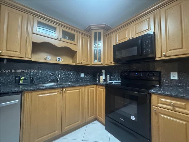 3800 S Ocean Drive 525, Hollywood, FL 33019