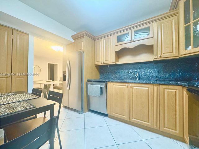 3800 S Ocean Drive 525, Hollywood, FL 33019