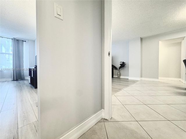 3800 S Ocean Drive 525, Hollywood, FL 33019