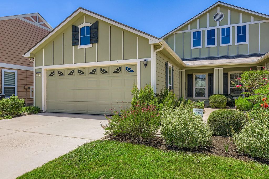 117 Essex LN, Georgetown, TX 78633