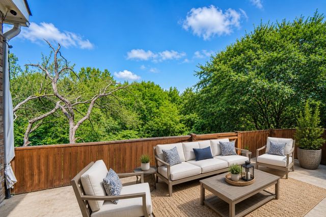 2402 Hunter Hill, Arlington, TX 76012