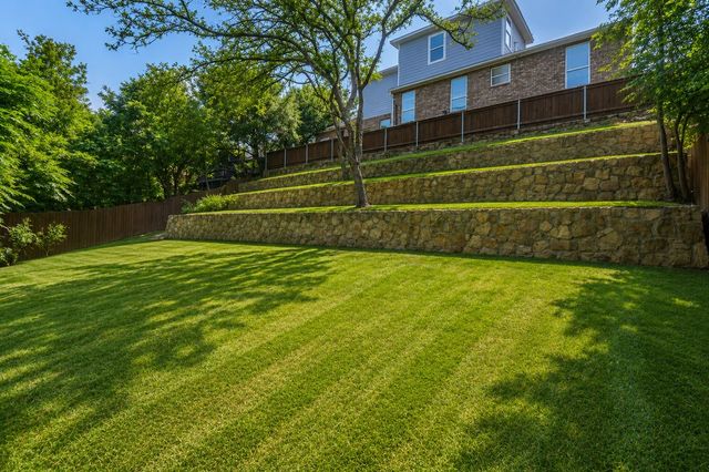 2402 Hunter Hill, Arlington, TX 76012