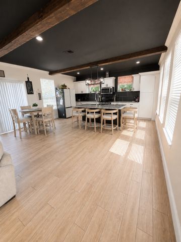 2402 Hunter Hill, Arlington, TX 76012