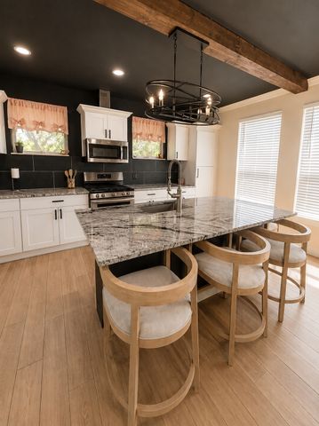 2402 Hunter Hill, Arlington, TX 76012