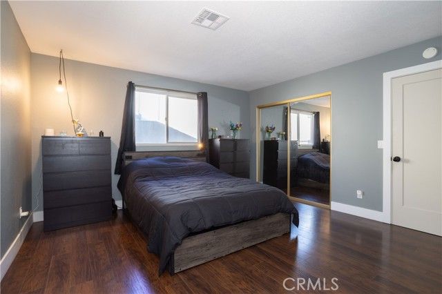 42614 Cabin Dr, Lake Hughes, CA 93532