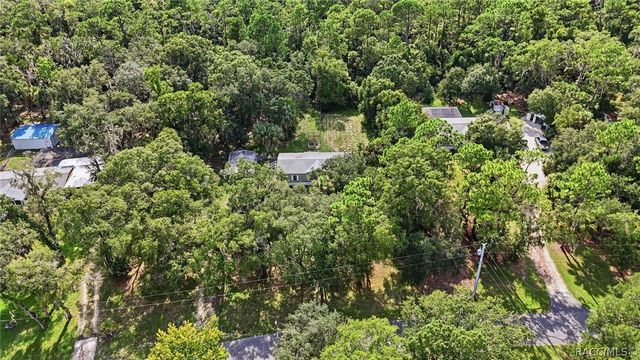 10220 W Pamondeho Circle, Crystal River, FL 34428