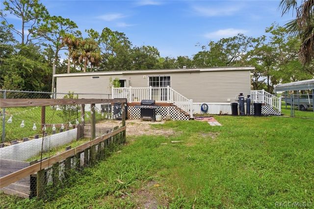 10220 W Pamondeho Circle, Crystal River, FL 34428