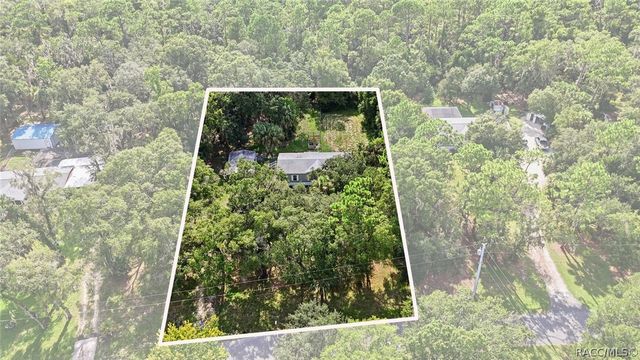 10220 W Pamondeho Circle, Crystal River, FL 34428