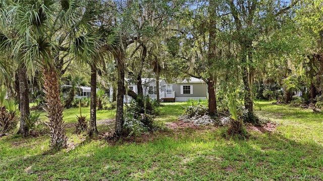 10220 W Pamondeho Circle, Crystal River, FL 34428