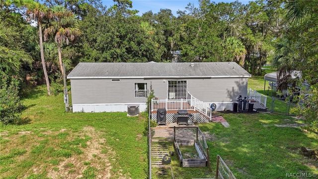 10220 W Pamondeho Circle, Crystal River, FL 34428