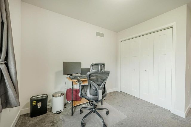 5501 PRAIRIE PLACE Drive, Mcfarland, WI 53558