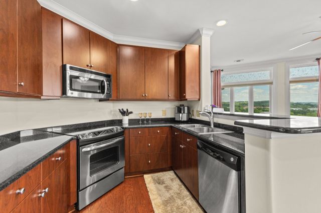 400 Warioto Way Apt 911, Ashland City, TN 37015