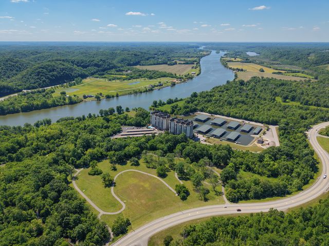 400 Warioto Way Apt 911, Ashland City, TN 37015