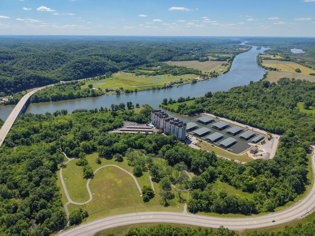 400 Warioto Way Apt 911, Ashland City, TN 37015