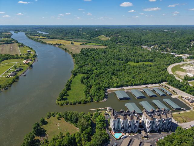 400 Warioto Way Apt 911, Ashland City, TN 37015