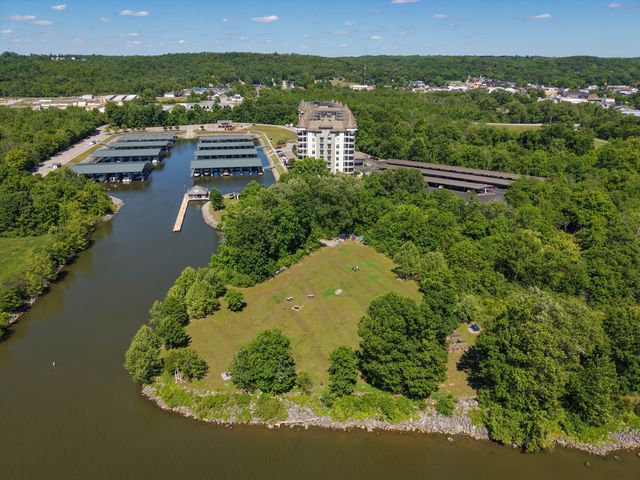 400 Warioto Way Apt 911, Ashland City, TN 37015