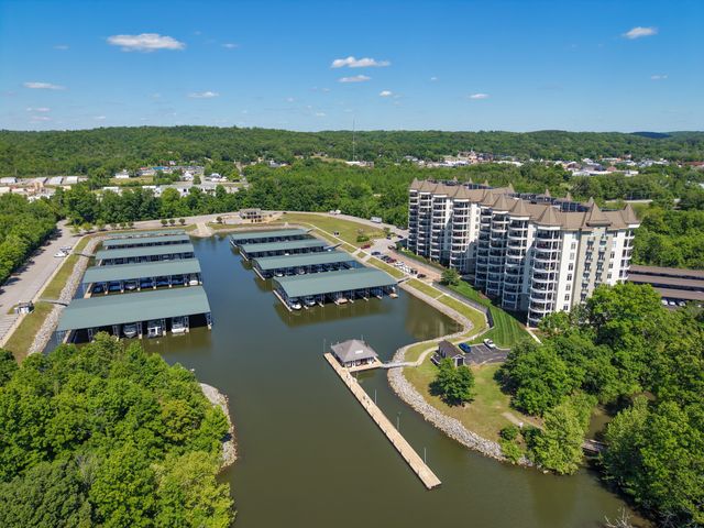 400 Warioto Way Apt 911, Ashland City, TN 37015