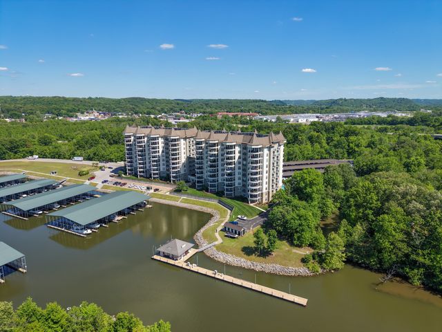 400 Warioto Way Apt 911, Ashland City, TN 37015