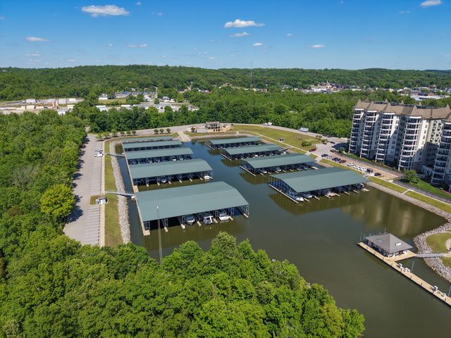 400 Warioto Way Apt 911, Ashland City, TN 37015