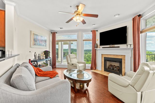 400 Warioto Way Apt 911, Ashland City, TN 37015