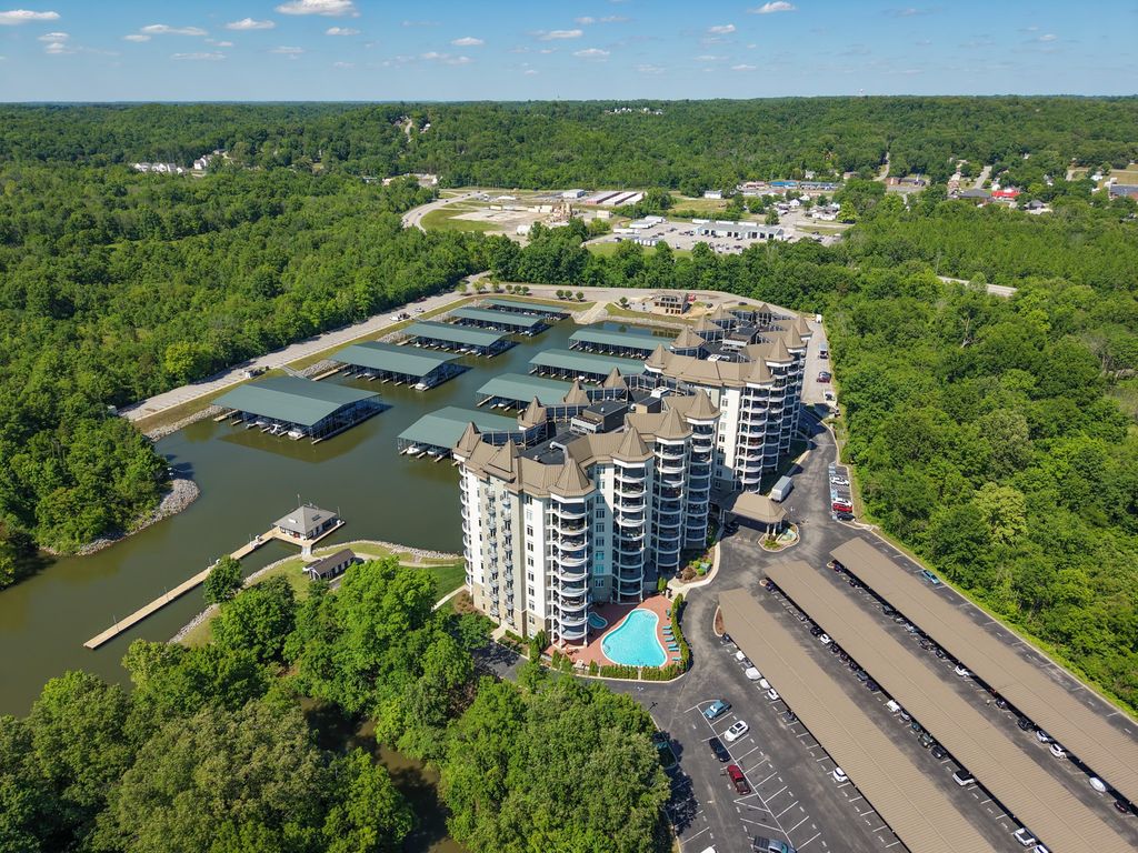 400 Warioto Way Apt 911, Ashland City, TN 37015