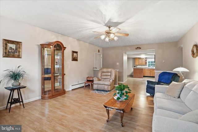 175 CLARK RD, Wardensville, WV 26851